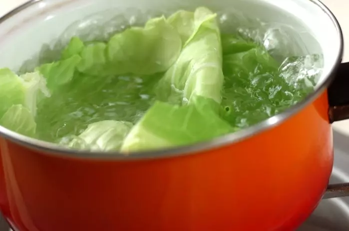 キャベツとスナップエンドウの中華サラダの作り方1