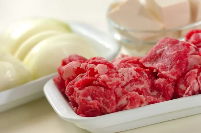 すき焼風煮の下準備1