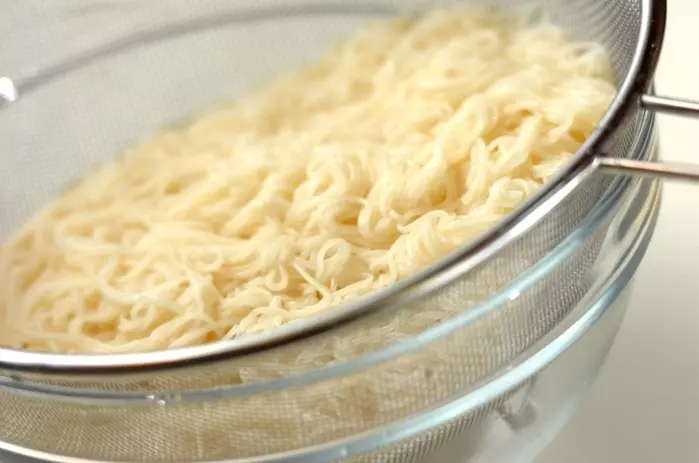一年中楽しめる！そうめんのパッタイ風 やみつきに by保田 美幸さんの下準備1