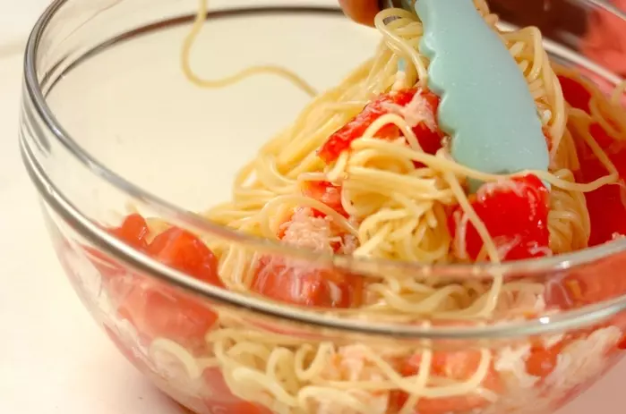 トマトと貝柱の冷製パスタの作り方4