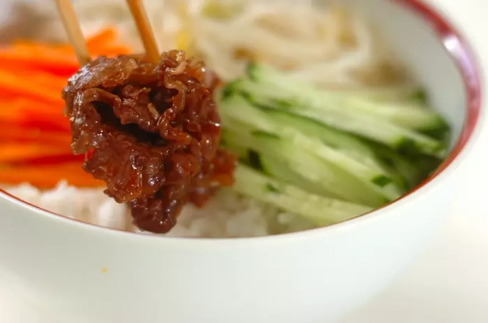 ビビンバ風丼の作り方3