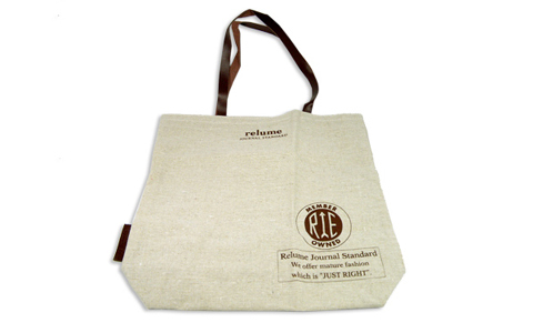 【最新雑誌付録情報】「Liniere」2011年10月号の付録は「ジャーナル スタンダード レリューム レザーハンドルリネントート」