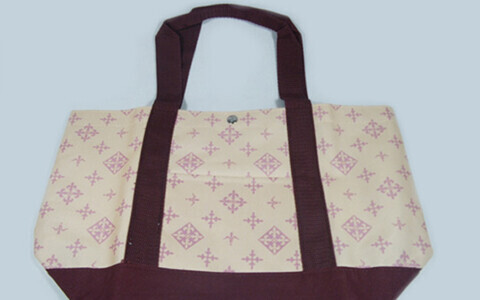 最新雑誌付録情報 Spring 11年10月号の付録は ラシット モノグラムトート ウーマンエキサイト 最新雑誌付録情報 Spring 11年10月号の付録は ラシット モノグラムトート ウーマンエキサイト