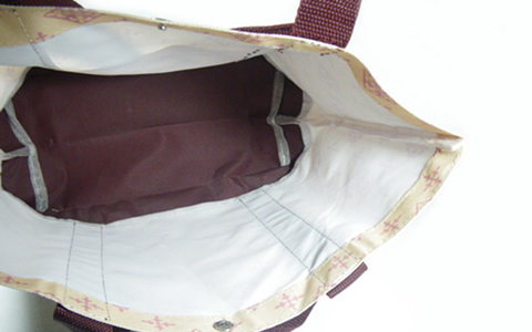 【最新雑誌付録情報】「spring」2011年10月号の付録は「ラシット モノグラムトート」