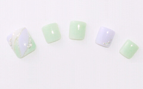 パステルカラーでふんわりガーリーなフットネイル ウーマンエキサイト