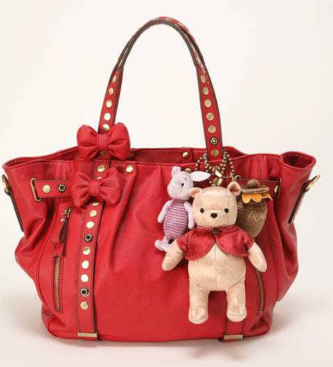 サマンサタバサと『くまのプーさん』がコラボ