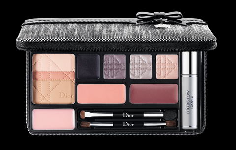 華やかさを装う、ディオールのクリスマス限定コレクション