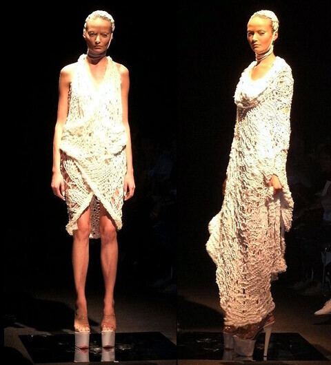 暗闇の中で光を放つ、幻想的なニットが登場