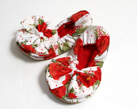 COLLECT POINTとjessie steeleのコラボアイテムが発売