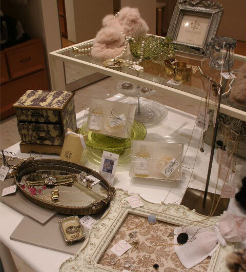 年末に使えるパーティドレス充実のショップが、湘南にグランドオープン