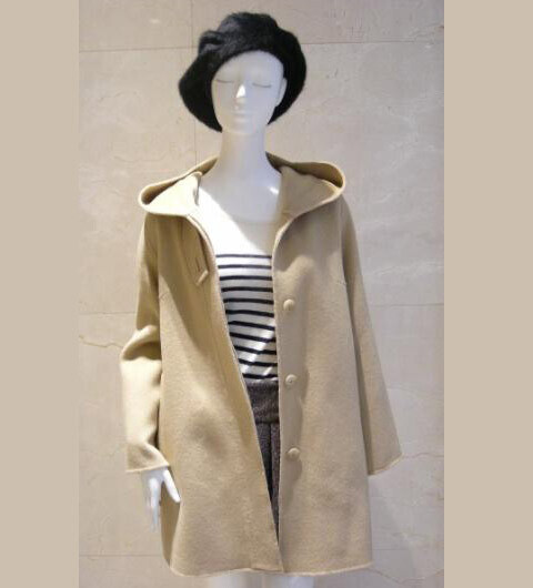 あなたはグラマラス派？フェミニン派？冬の絶対使えるマストアイテム一挙公開