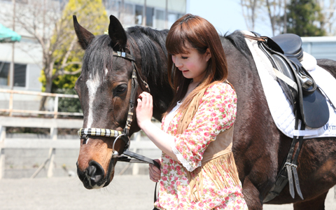 乗馬5級ライセンス取得コース(4万円相当)無料招待券をプレゼント！ クリスマスに向けて【乗馬】で健康的にモテボディをつくろう！