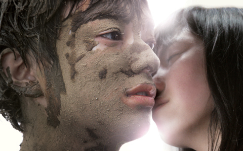 ヴェネチア国際映画祭、最大の話題作『ヒミズ』試写会のお知らせ