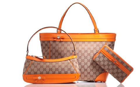 グッチ、公式オンラインショッピング開始