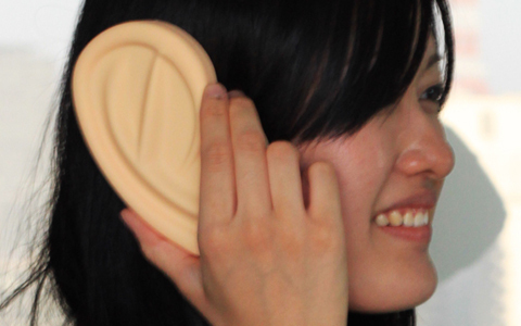 「耳がでっかくなっちゃった！」みたいなiPhoneケース