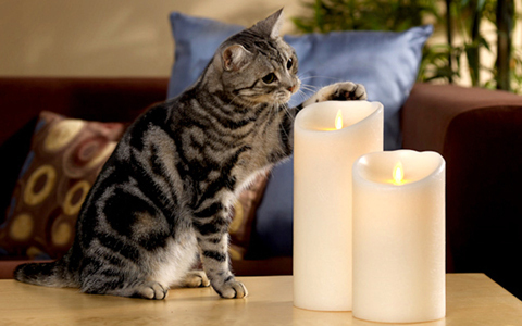 まるで本物の炎？LEDキャンドル「LUMINARA」