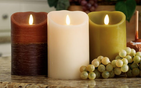 まるで本物の炎？LEDキャンドル「LUMINARA」