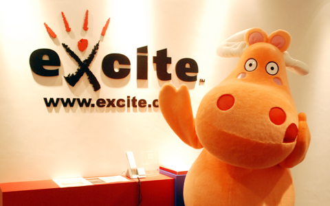 イケアのトナカイさん、各社に訪問中。今日はエキサイトに「こんにちは♪」