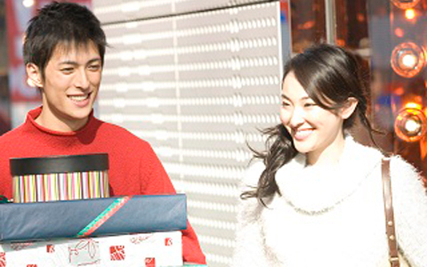 これで好感度アップ！心理学的に「男に愛される」奢られ方