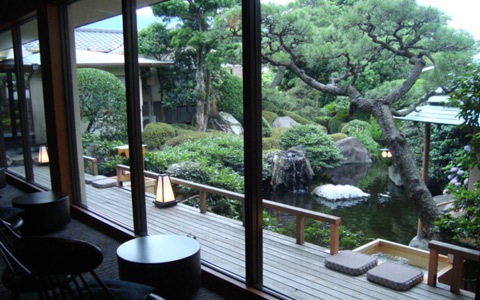 伊東温泉・アジアン「美容スパ椿姫」