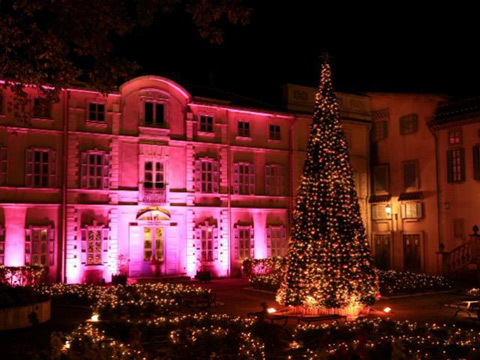 星の王子さまの世界が、目下に広がる街