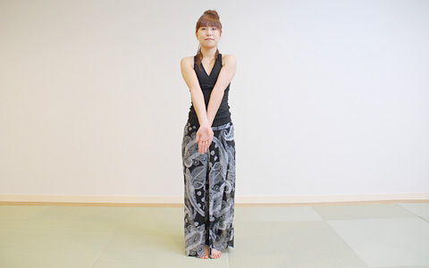 お正月太りをなかったことに…太った体に効く！ヨガポーズ【中編】