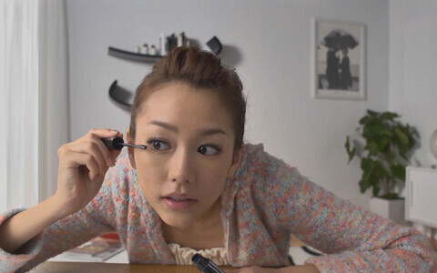 桐谷美玲すっぴんを初披露！メイク術動画公開中