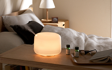 火を使わない、超音波うるおいアロマディフューザー