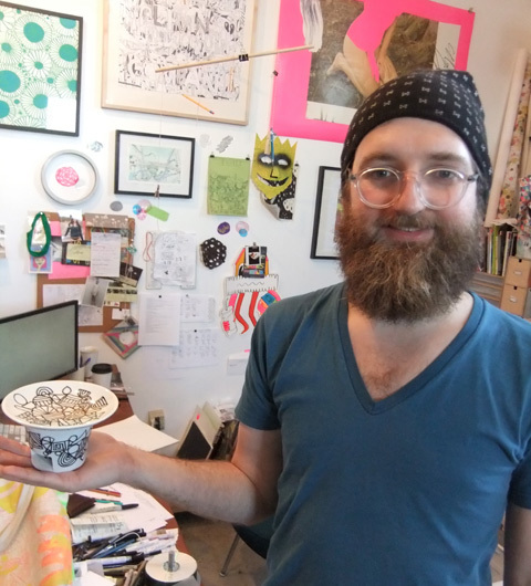 現代陶芸家と、北欧デザインショップが生んだ「香炉」