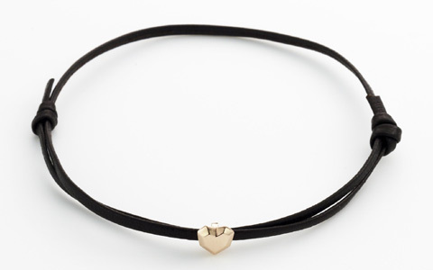  ヴァンドーム青山から、「絆プロジェクト」ブレスレット発売