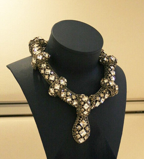 パリコレからいち早くチェック！2012・13年秋冬のファッショントレンド（9）