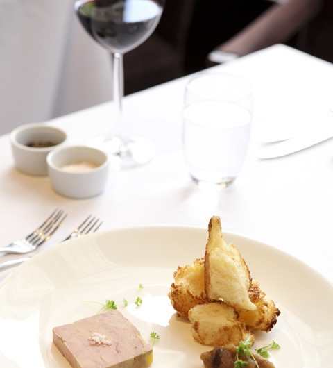 極めたいシドニーベストビューホテル。「フォーシーズンズホテル シドニー」