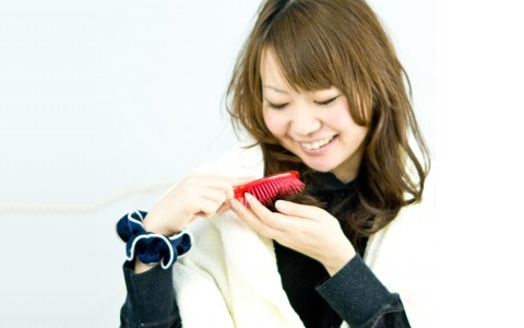 出会い春に向けて印象アップ！サラツヤなヘアにする簡単テクニックとは？
