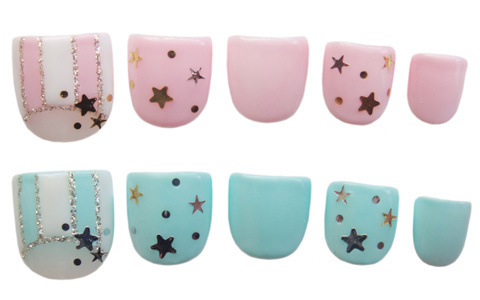 ストライプ＆スターフットネイル