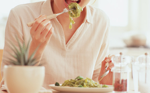 彼の育ちが分かる、食事を一緒にすることによって深まる関係性