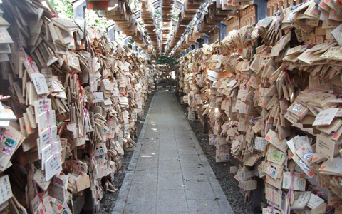 アンリ流パワースポットの巡り方「運命の赤い糸はここに？川越、氷川神社」