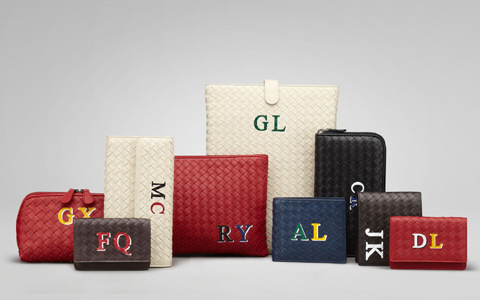 自分だけのスタイルを作る、ボッテガ・ヴェネタ イニシャルサービス開始