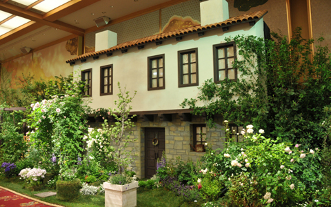 ホテルオークラ東京で、10ヵ国の大使夫人のガーデニングが花開く