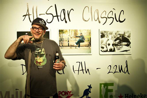 写真家リッキー パウエル初の個展を開催。本人来日イベントやファッションブランドとのコラボレーションも。