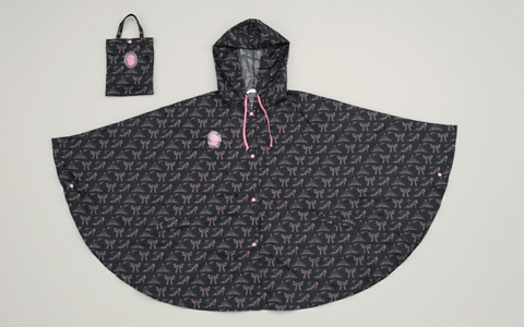 雨の日が楽しくなる、ディズニーのレイングッズ