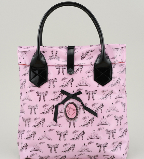 雨の日が楽しくなる、ディズニーのレイングッズ