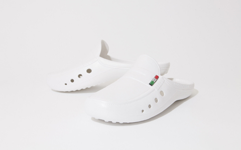 街で履けるおしゃれスリッポン