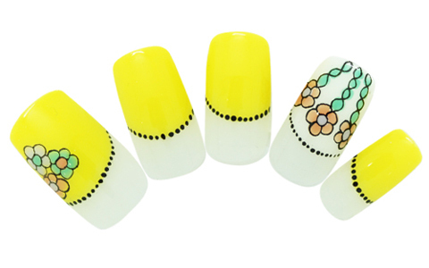 パステルネイルが幸せを呼ぶ！　イエローイエローハッピー