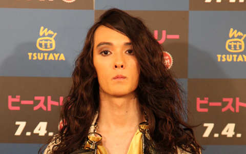 話題騒然 ネガティブすぎるイケメンモデル 栗原類が野獣系ファッションに