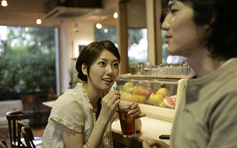 「大人の片想い」相手があなたの恋心に気付いたら、関係はどう変化する？