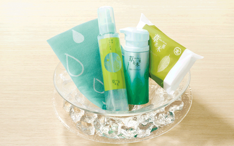 ほてりがちな夏に実行したい打ち水スキンケア