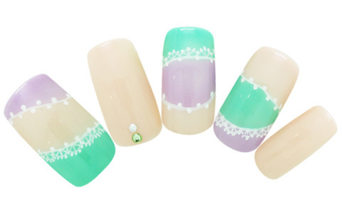 甘すぎない3色カラーにレースがラブリー　メルヘンレース