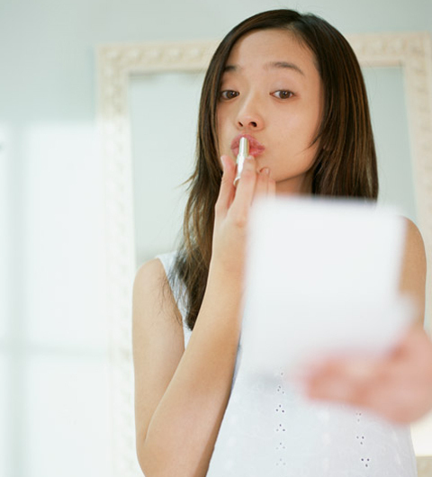 【アンリ流】●●をオトコに注目させるとイイ？！　モテ女=モテジョのオキテ