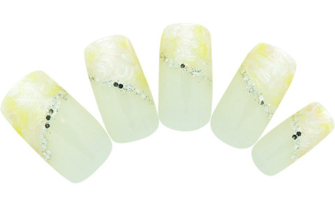 オフィスにもぴったりネイル　シャインマーブル