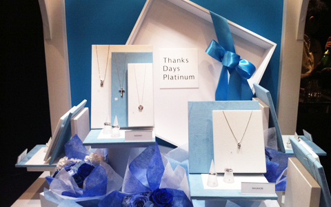 プラチナジュエリー発表会で今年のシーン別トレンドをチェック